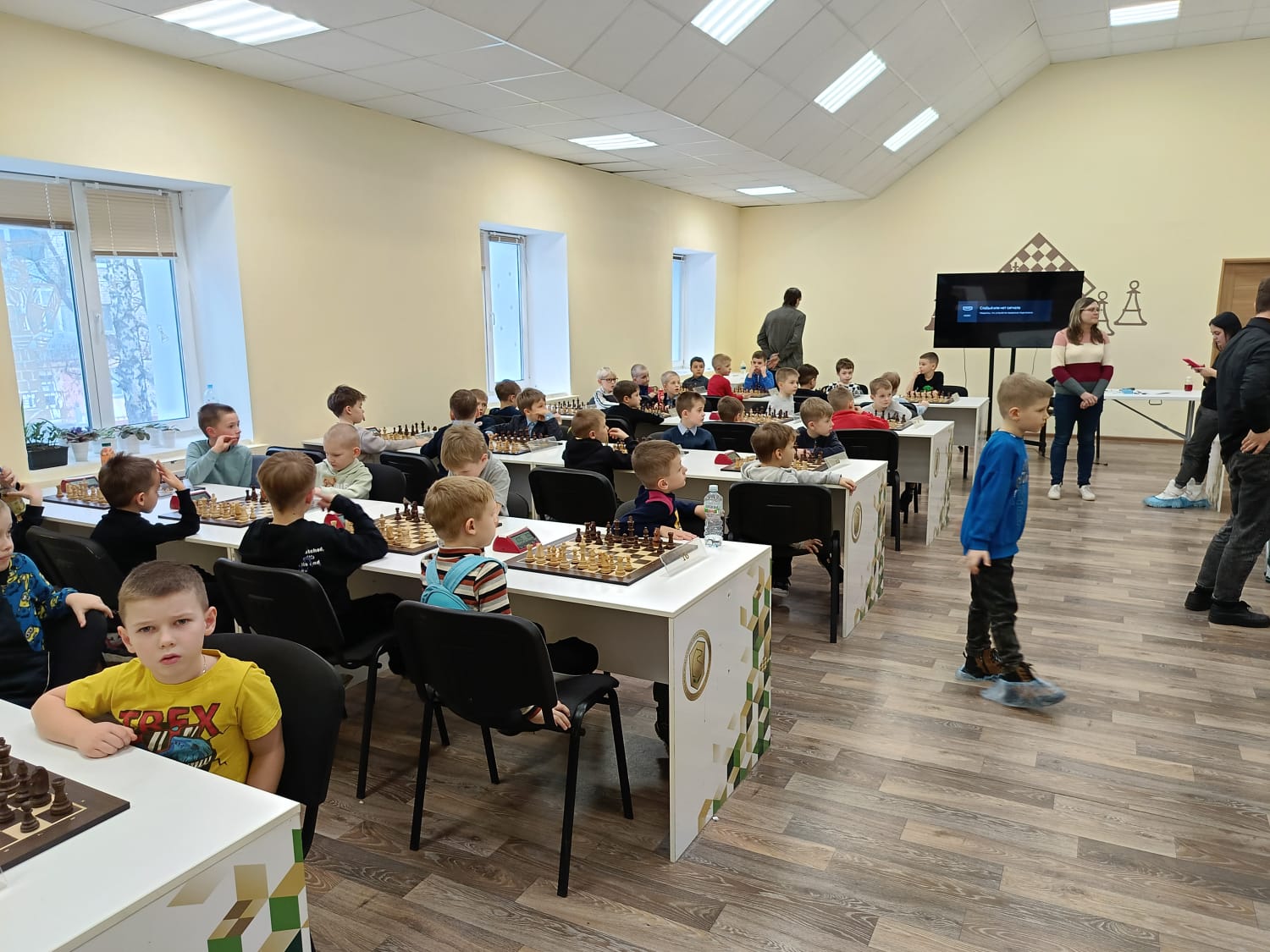 It и разработчики компьютерного аппаратного обеспечения. Программист. Профессия веб разработчик. Айти специалист. Профессия it специалист.